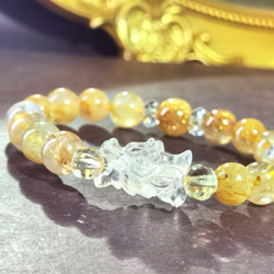 セール！まるで龍神が宿るかのような！5Aゴールドルチルクオーツ　究極のパワーブレス1点物 1枚目の画像