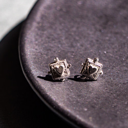 ハートの一粒ピアス❤︎heart frame pierce /送料無料 5枚目の画像