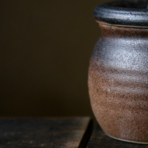 梅干しやお漬物入れにおすすめ お漬物甕（かめ）砂糖壺 鉄茶 保存容器