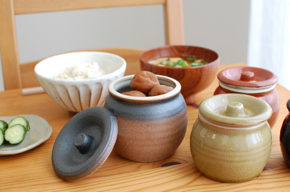 希少大型水甕かめつぼ漬物梅干し壺34cm水鉢睡蓮鉢陶器焼き物ビンテージ当時物 梅干しやお漬物入れにおすすめ お漬物甕（かめ）砂糖壺 鉄茶 保存容器