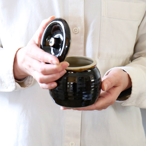 梅干しやお漬物入れにおすすめ お漬物甕（かめ）砂糖壺 黒 保存容器