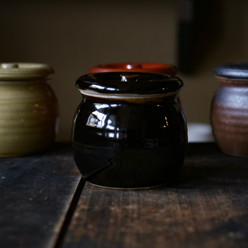 梅干しやお漬物入れにおすすめ お漬物甕（かめ）砂糖壺 黒 保存