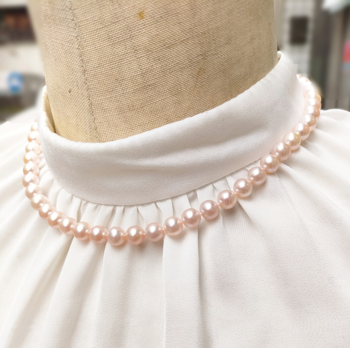 淡水真珠6.5-7ｍｍネックレス＆おまけのピアス　オールナット仕上げ約４２㎝　オレンジピンク　シルバークラスプ　6689