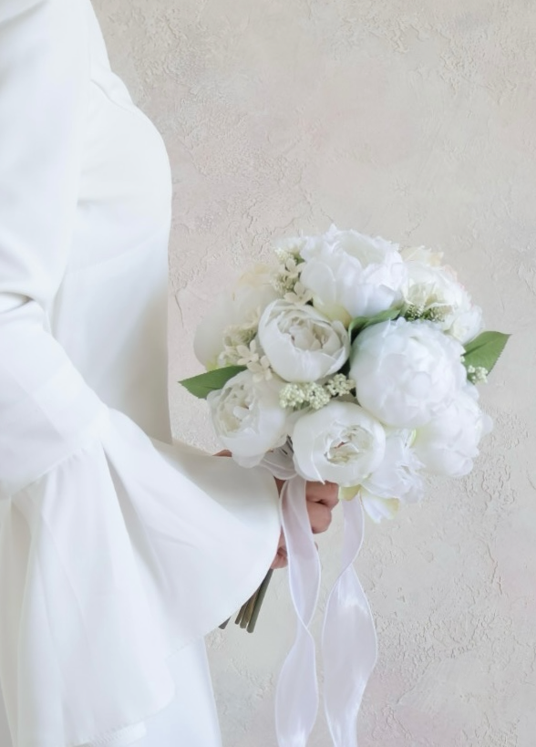 大人気！芍薬(ピオニー)ブーケ／エレガントブーケ／ホワイトブーケ／ラウンドブーケ／ウェディングブーケ／ブートニア選択
