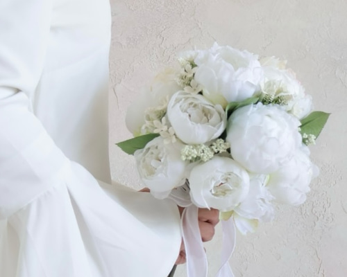 ウェディングブーケ　ピオニー　芍薬　ラウンドブーケ 大人気！芍薬(ピオニー)ブーケ／エレガントブーケ／ホワイトブーケ