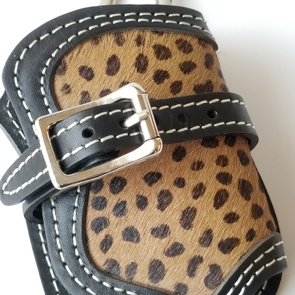 革製・マルチ小物ケース　ヒョウ柄