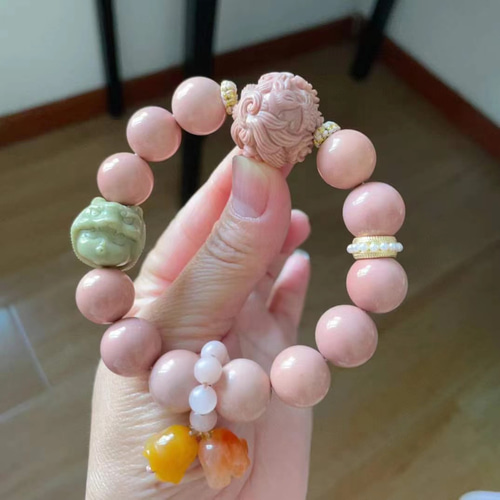 天然無処理 ピンク アラシャンメノウ 瑪瑙 九尾狐様 デザイン