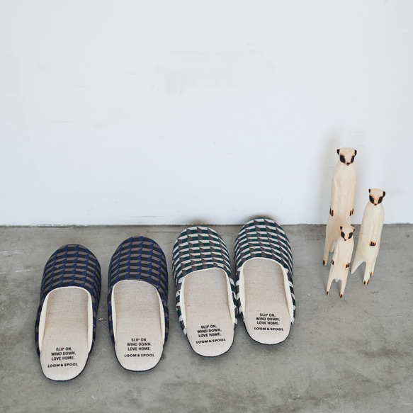 日本／播州織の残り物は宝物。幾何柄ジャガードのカジュアルなソフトスリッパ　引っ越し　玄関インテリア　天然素材 1枚目の画像