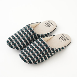 日本／播州織の残り物は宝物。幾何柄ジャガードのカジュアルなソフトスリッパ　引っ越し　玄関インテリア　天然素材 4枚目の画像