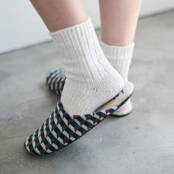 日本／播州織の残り物は宝物。幾何柄ジャガードのカジュアルなソフトスリッパ　引っ越し　玄関インテリア　天然素材 17枚目の画像