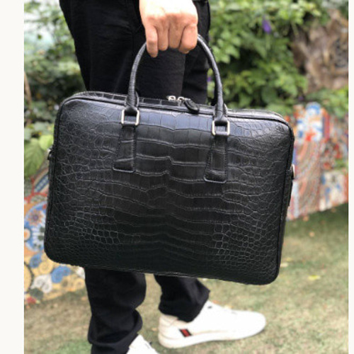 多機能 クロコダイルレザー ワニ革本革 センター取り 手提げ 肩掛け