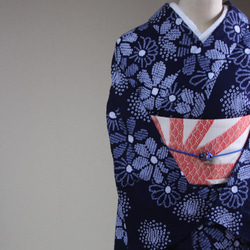 ◇現代 有松鳴海絞　浴衣◇【濃紺】計算された小菊の配置が美しい　モアトール袖長め裄72ｃｍ　木綿浴衣　 10枚目の画像