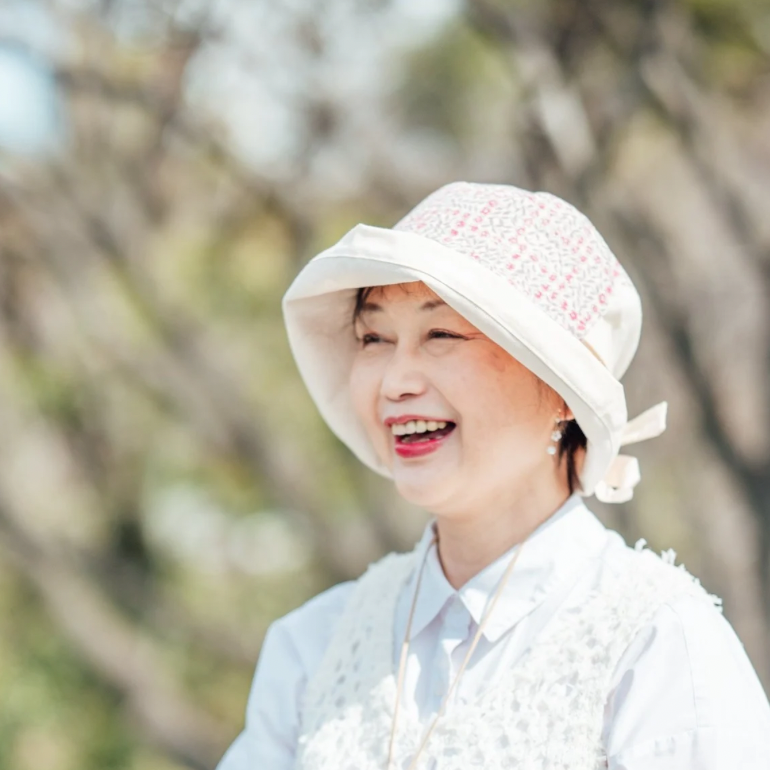 UVカット 日除け対策 お出かけケア帽子 柔らかく ふんわり軽い 締めつけない 上品　カジュアル プレゼント 母の日