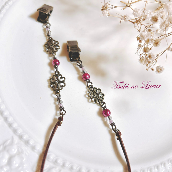 アンティーク調透かしフラワーチャームの帽子クリップ 5枚目の画像