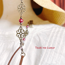 アンティーク調透かしフラワーチャームの帽子クリップ 7枚目の画像