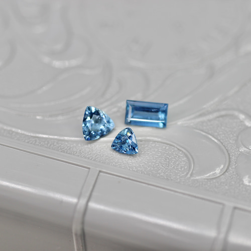 なんかドゥリドゥリのアクアマリンたん！ ブラジル産サンタマリアアクアマリン 0.206ctルース