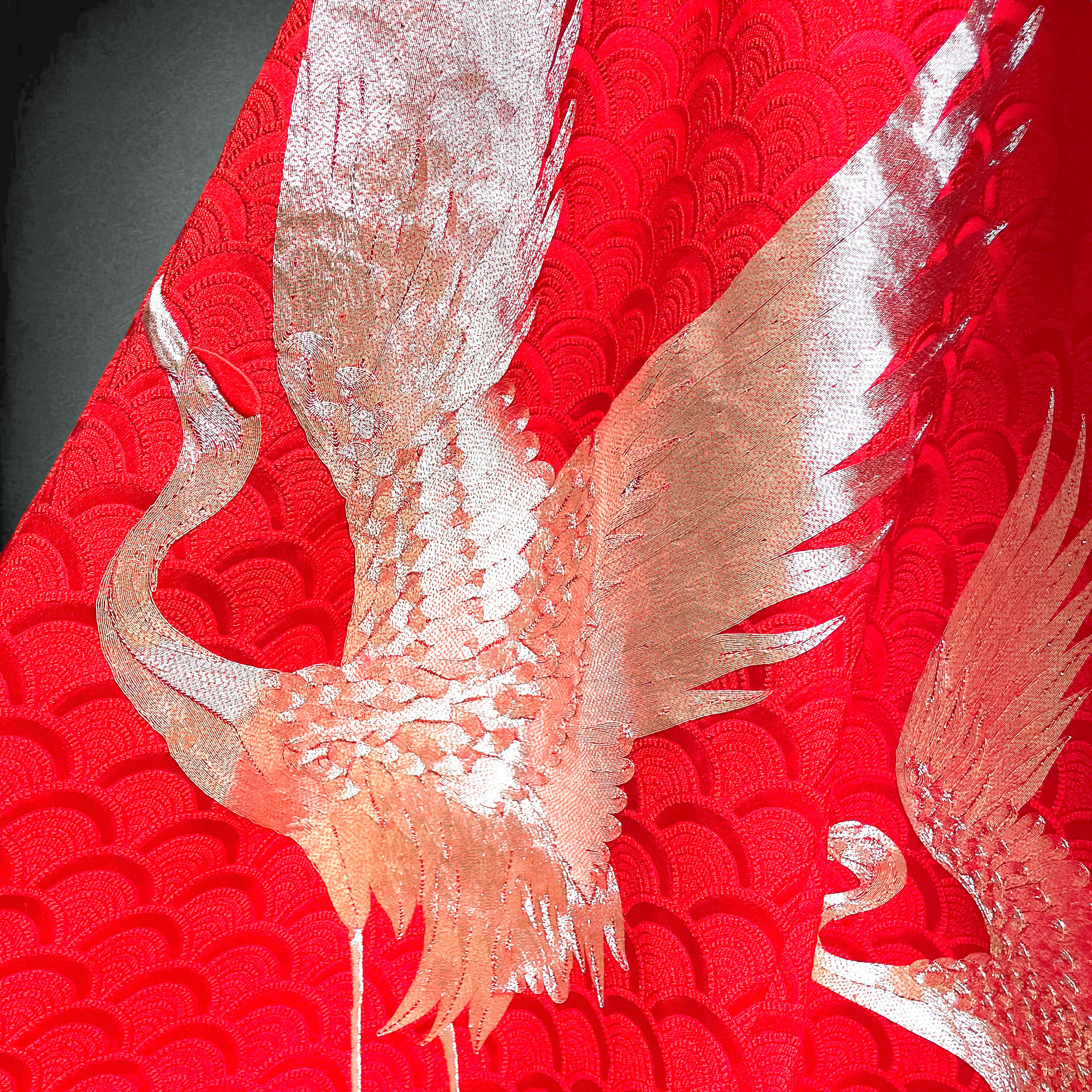 黒赤 鳳凰紋様 刺繍  圧巻の優美さ！留袖 2段フレアーワンピース フォーマル 着物リメイク L〜LL (N70301)