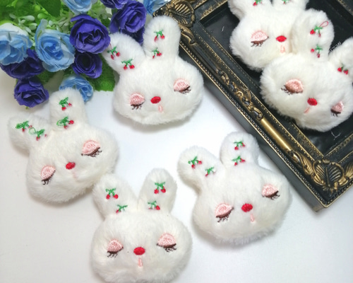 5個 さくらんぼ 刺繍 ふわふわ うさぎ ぬいぐるみ ファー生地