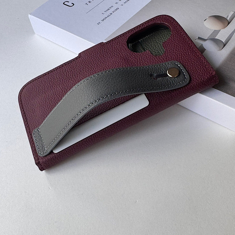 名入れ可　 本革　隠しポケット付き　ハンドベルト付き 　3色　レザーiphoneケース