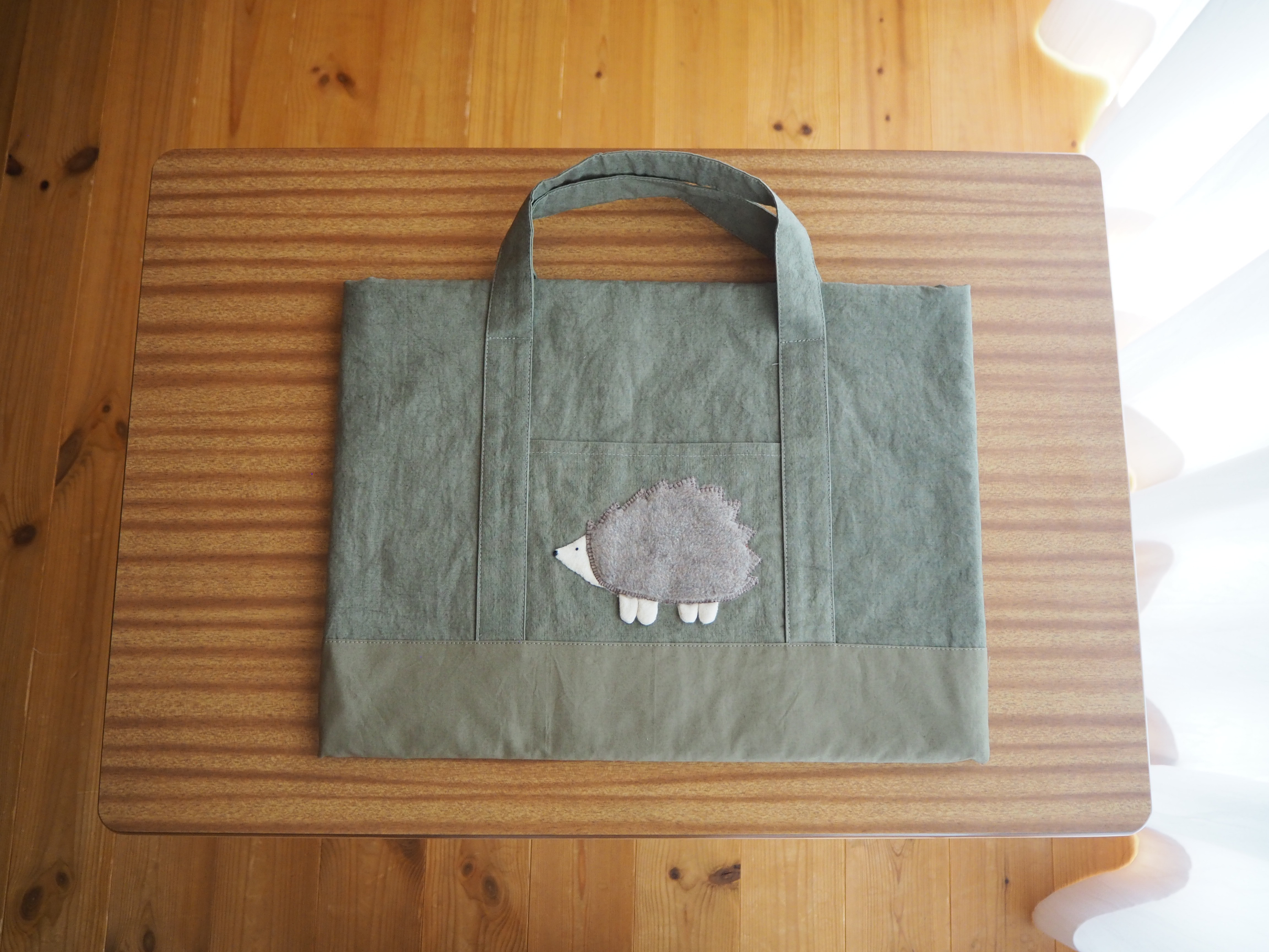 即納！ふわふわハリネズミのレッスンバッグ（裏地キルティング）