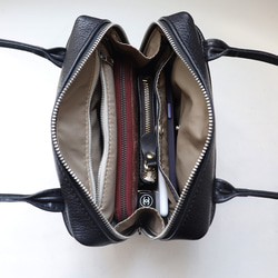 柔軟鞣製皮革迷你方形手提包 | 設計優雅，方便攜帶 第11張的照片