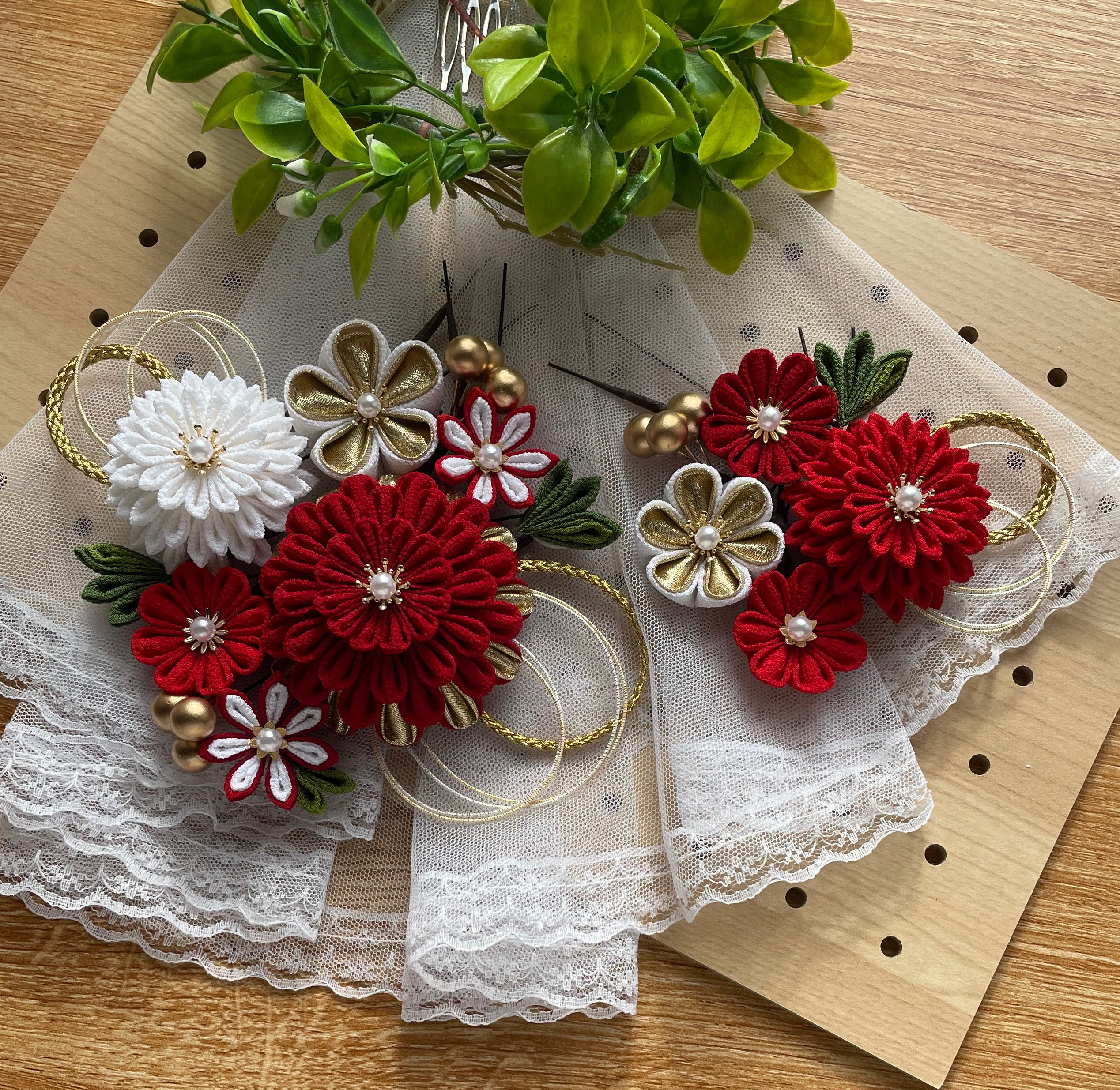 つまみ細工髪飾り　成人式　卒業式　髪飾り