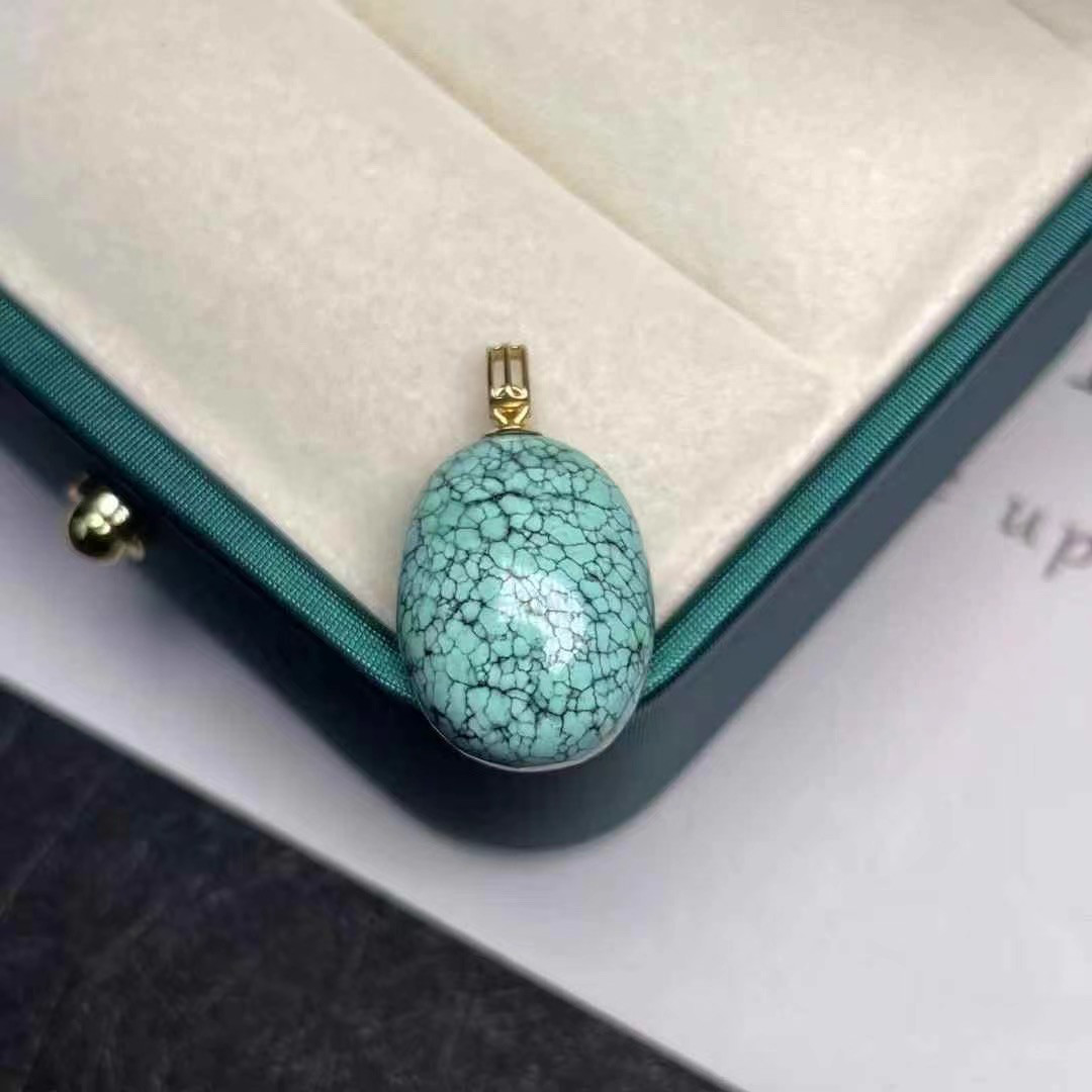 天然無処理　ターコイズ　トルコ石 ペンダント　k18 No669