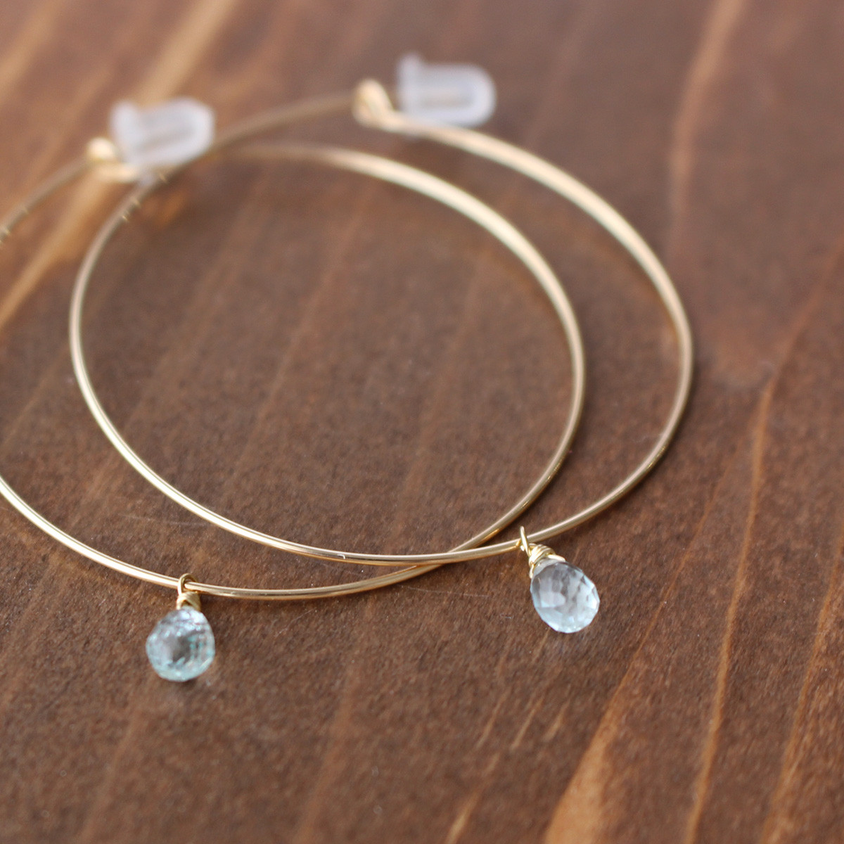 ✨3月誕生石✨アクアマリン＜ドロップブリオレット・ミニ＞の極細フープピアス（K14GF）