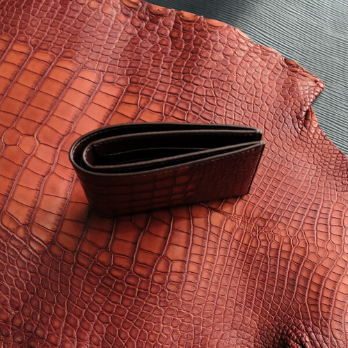 ワニ革使用2つ折り財布 手縫い商品 二つ折り財布 TOKYO BESPOKE