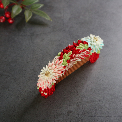 つまみ細工 花櫛 紅菊 七五三 十三参り 成人式 前櫛 コーム