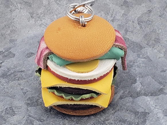 革バーガーキーホルダー(送料込み)レザーハンバーガー 2枚目の画像