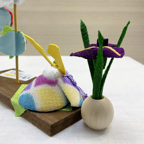 五月飾り 兜 鯉のぼり 陣太鼓 陣笠 扇 菖蒲 ちりめん ハンドメイド 五月飾り 兜 鯉のぼり 陣太鼓 陣笠 扇 菖蒲 ちりめん