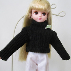 リカちゃんのお洋服＊ニット＊タートルネック＊黒＊ハンドメイド