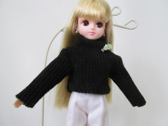 リカちゃんのお洋服＊ニット＊タートルネック＊黒＊ハンドメイド
