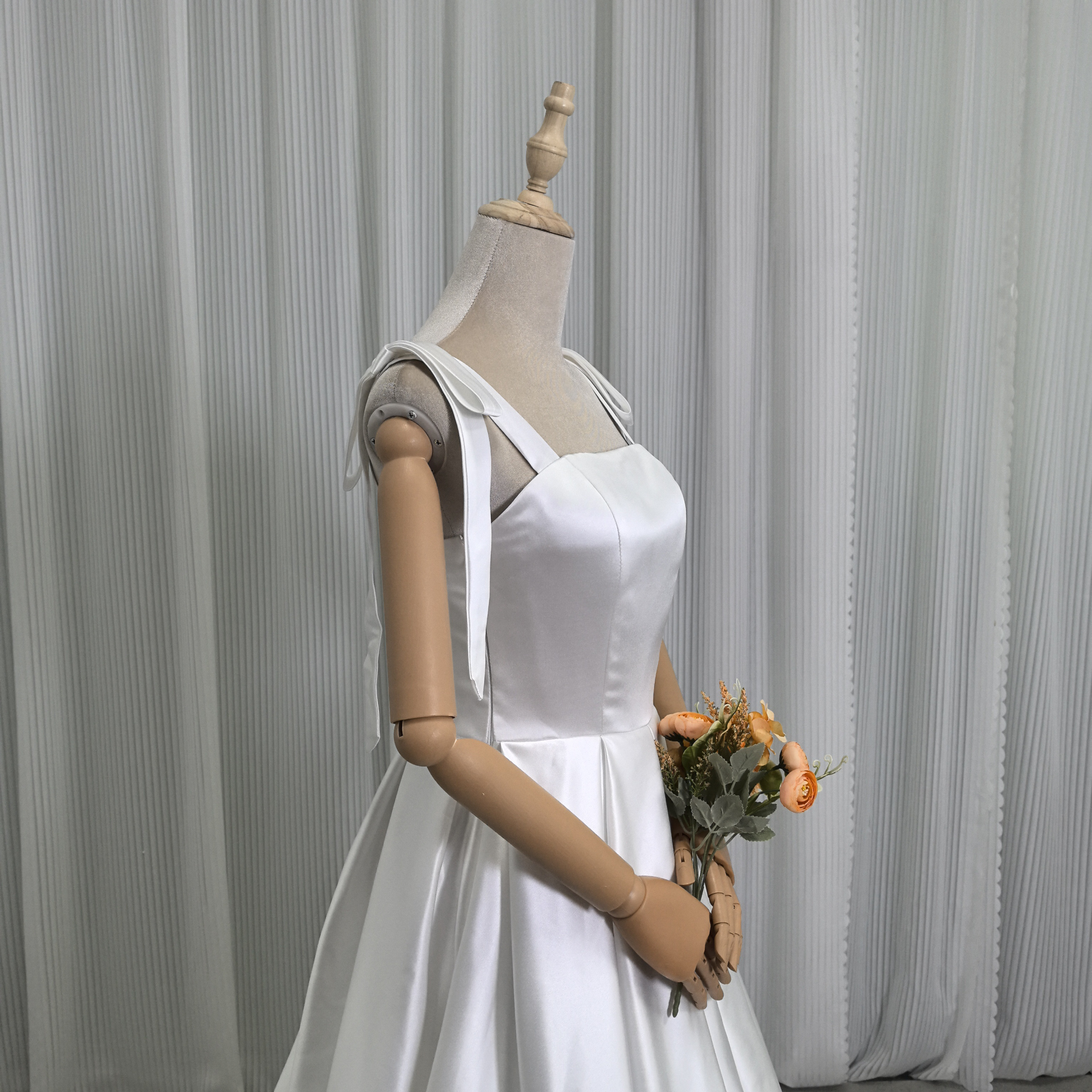 送料無料！パーティードレス キャミソール 編み上げ ロング 光沢サテン スレンダーライン 前撮り 二次会