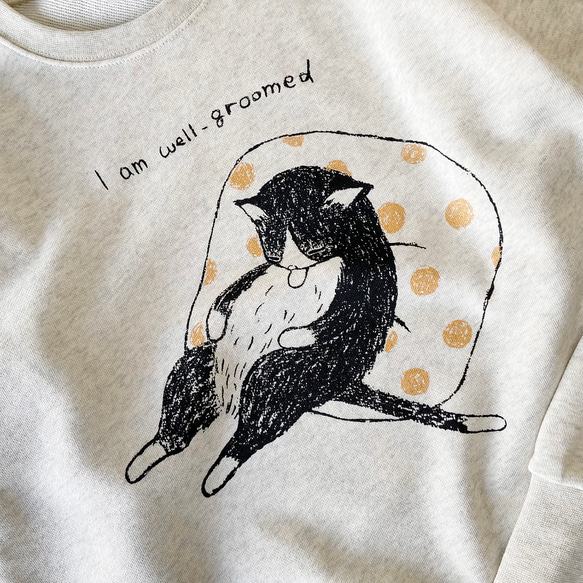 グルーミングねこのスウェット 2枚目の画像