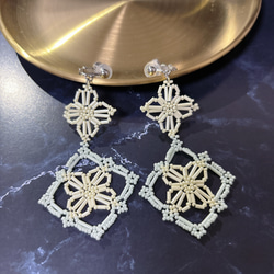 ビーズレーシングのイヤリング 3枚目の画像