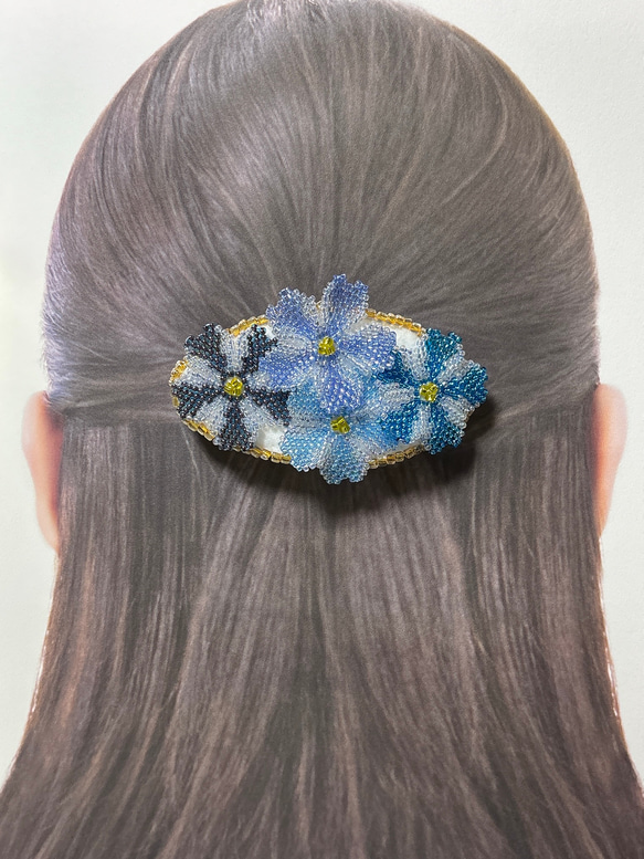 お花のバレッタ 2枚目の画像