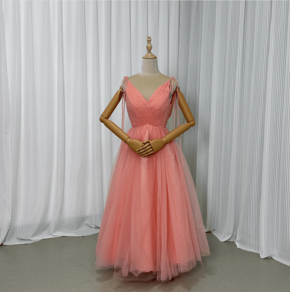 送料無料！パーティードレス Vネック ピンク キャミソール ソフトチュール 前撮り 演奏会/音楽会 夜会服