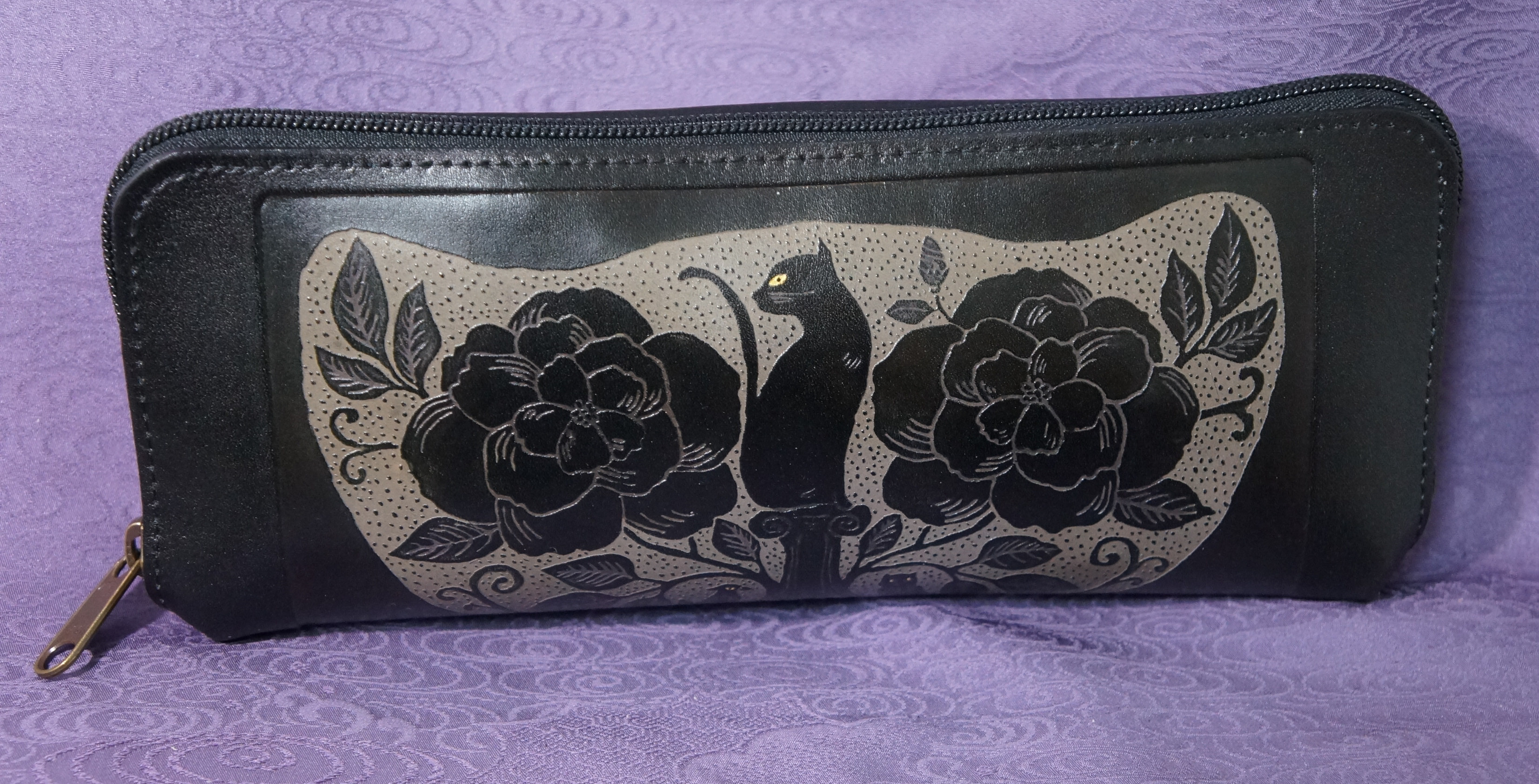 猫のデザイン　レザークラフト　NDポーチ25㎝　猫の顔　　catwalk oikawa