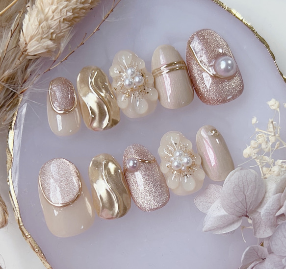 ぷっくりフラワーネイル ニュアンスネイル 春ネイル ワンホン ミラー