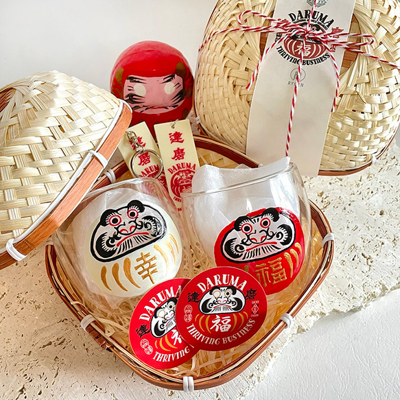 文字変更OK】紅白ダルマ ペアグラス 贈答用/結婚祝い/引出物/手描き