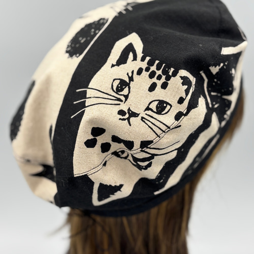 capella 猫好きさん モノトーン猫のベレー帽 サイズ変更出来ます