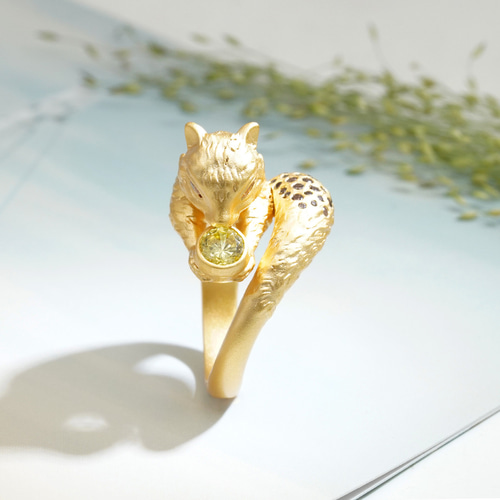 可愛いリスちゃんリング R14H24924-W（4週間発送） 指輪・リング 武田