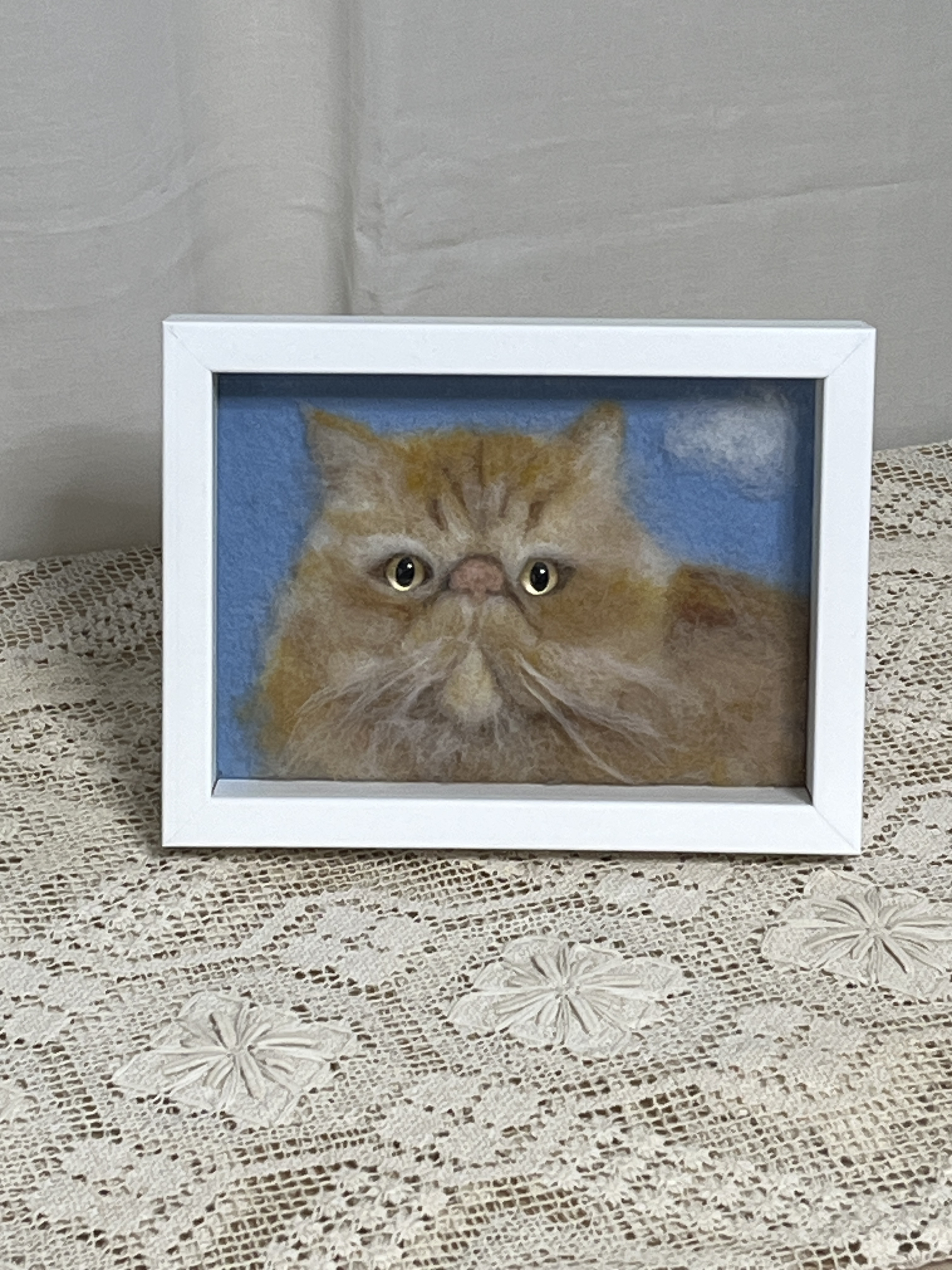 羊毛フェルト猫のポートレート