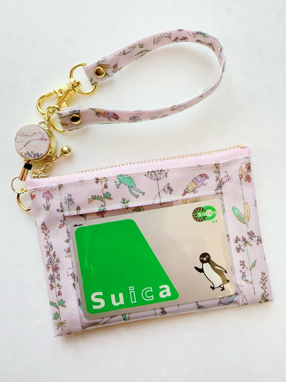 リバティ「セオ」（コットンキャンディ）パスケース＆リールストラップ☆ラミネート☆入学 2枚目の画像