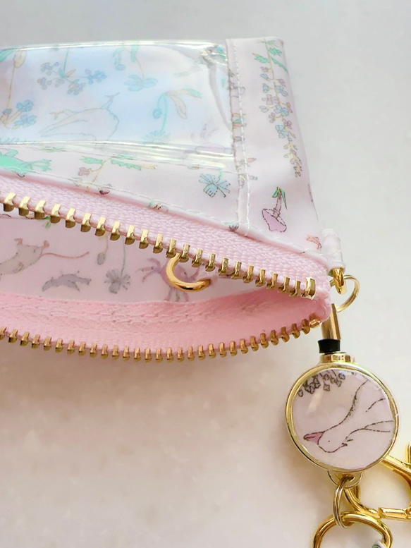 リバティ「セオ」（コットンキャンディ）パスケース＆リールストラップ☆ラミネート☆入学 6枚目の画像