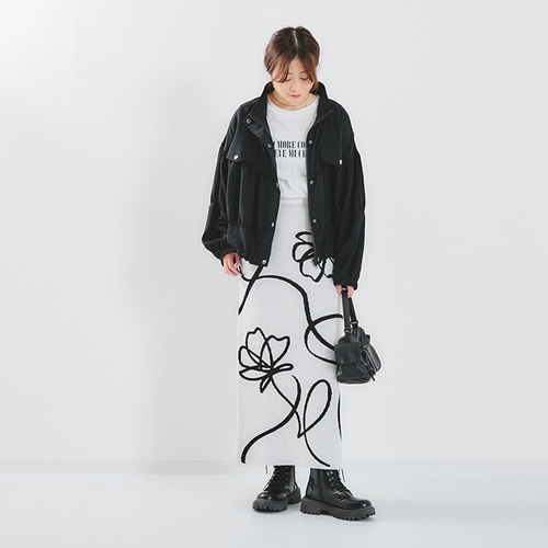 秋口にもオススメ！軽くて羽織りやすい大人ブルゾン カーブヨーク