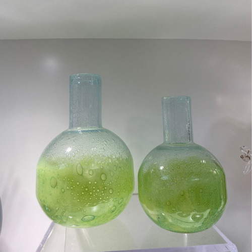 ハンドメイド 緑色 ガラス 花瓶 酒器 61OpFH1aVoL._UF894,1000_QL80_.jpg