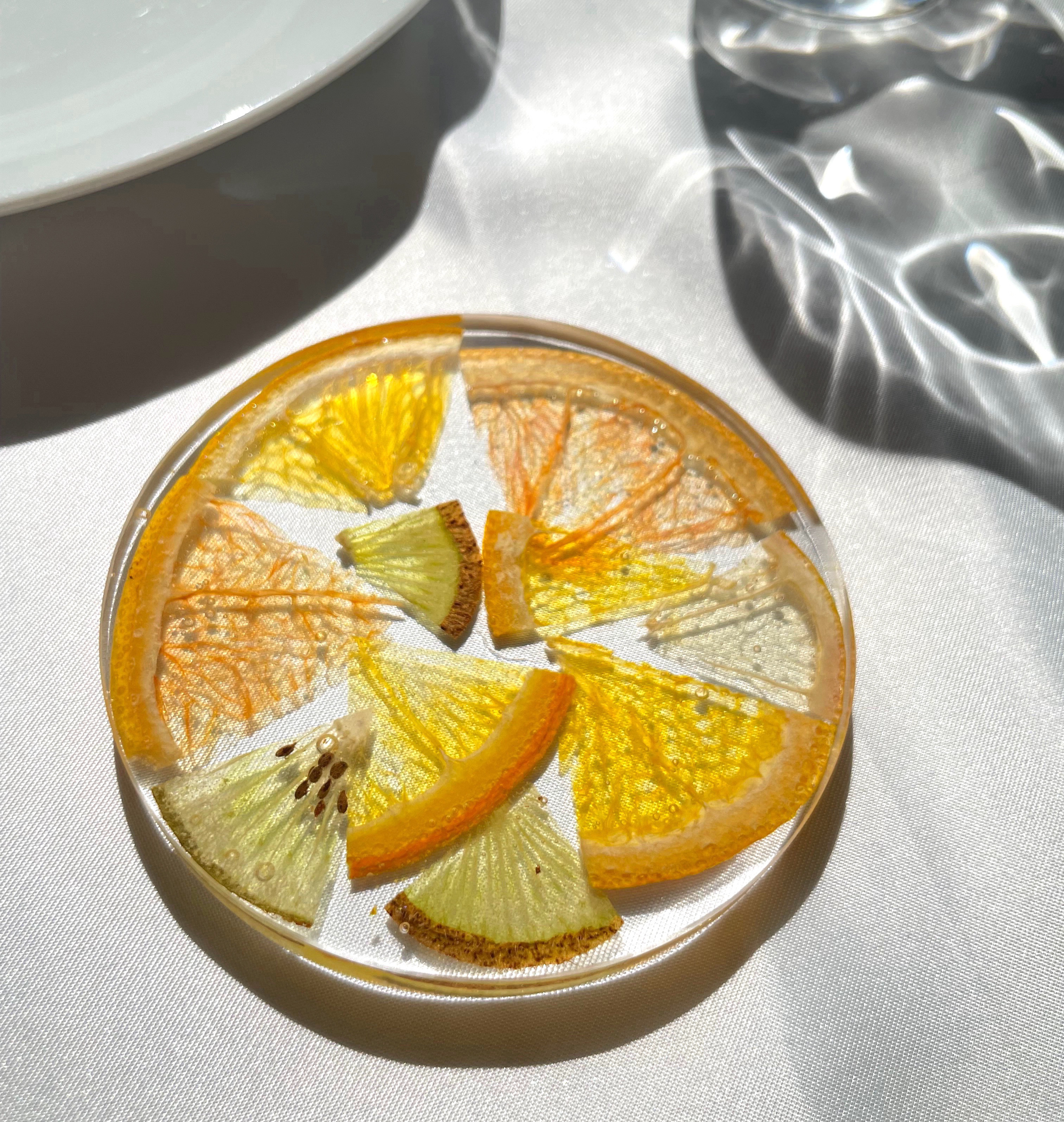 ストロベリーレジンコースターアクセサリープレート皿4枚セット 食べちゃいたい！フルーツレジンコースター 押し花ドライフラワー 透明